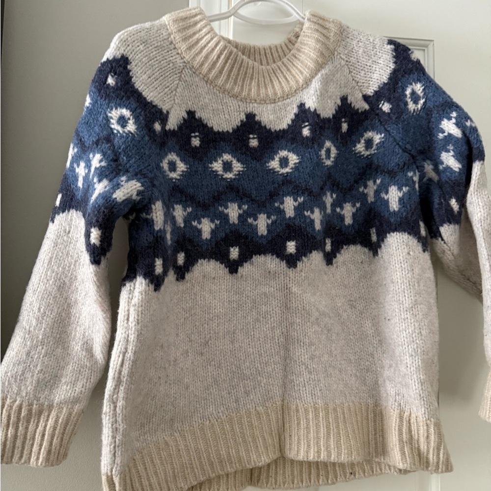 Like New! Aerie Blue Printed Sweater